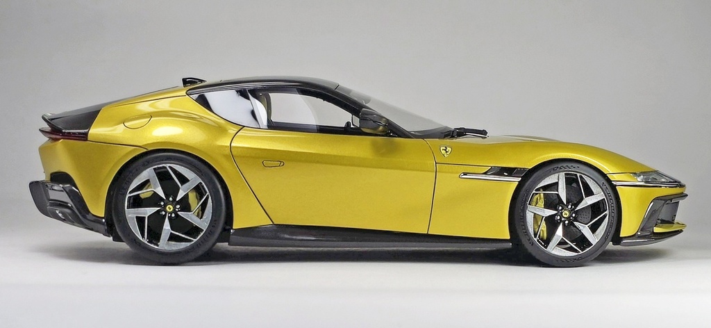 KITBOX-PZY - 1/24 FERRARI 12 CILINDRI BERLINETTA